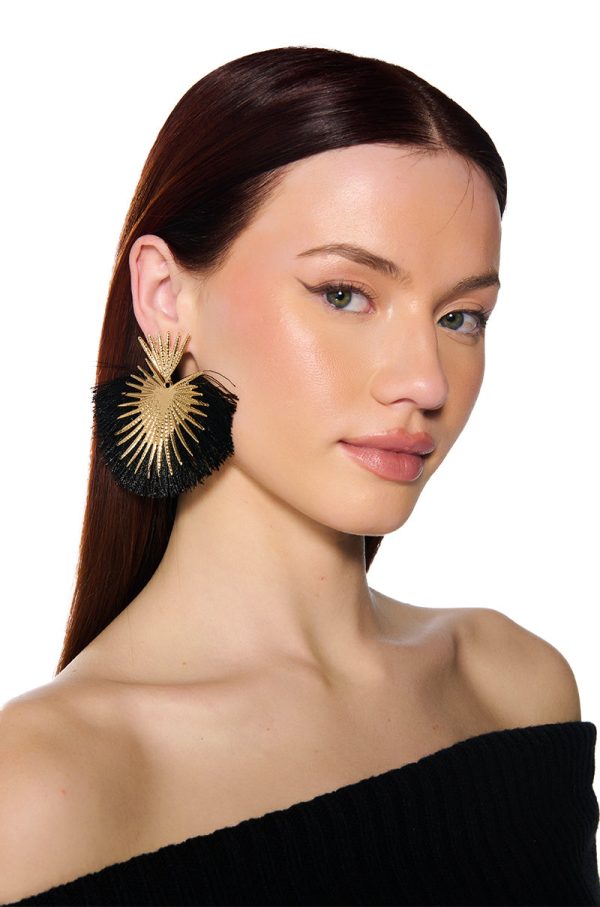 FRINGE ME OUT EARRING Supply