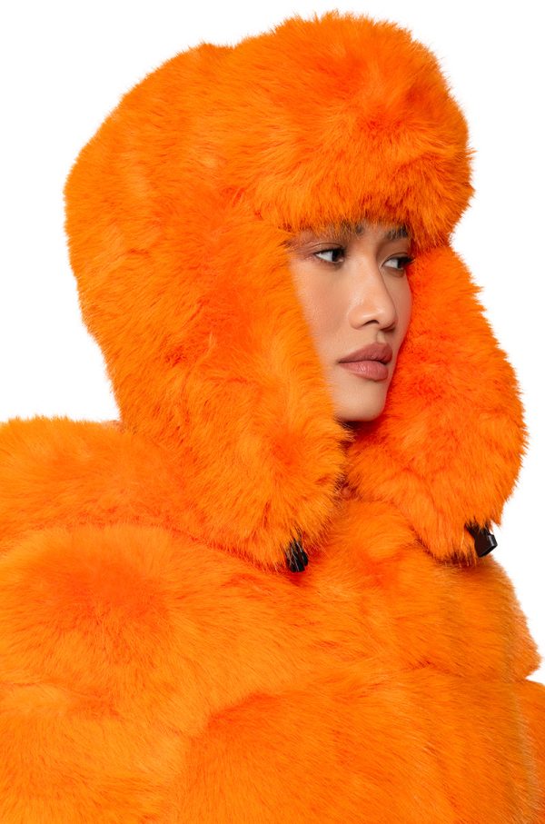 AVI FAUX FUR HAT IN ORANGE Online